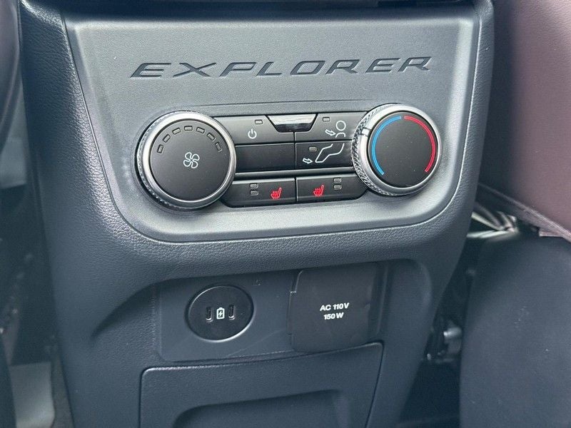 2026 Ford Explorer Platinum Luxury Leather Pack