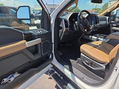 2022 Ford F-350SD Lariat DRW