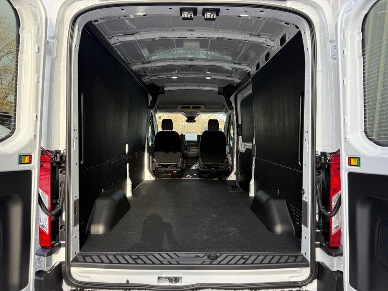 2026 Ford Transit-250 Mid-Roof