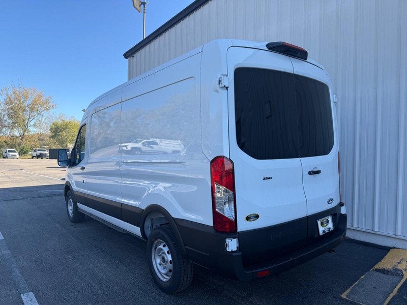 2027 Ford Transit-250 Base