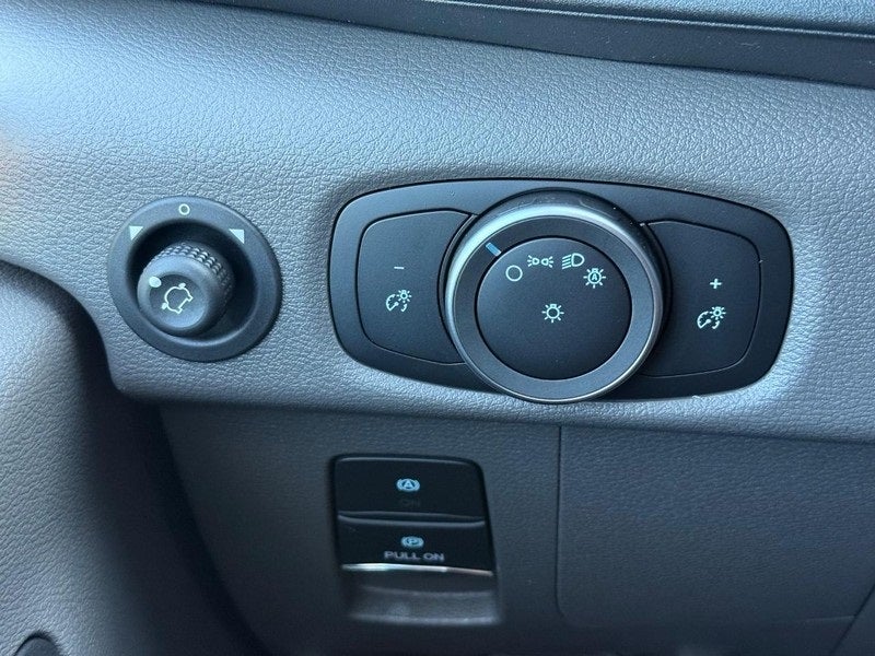 2025 Ford Transit-250 Low Roof