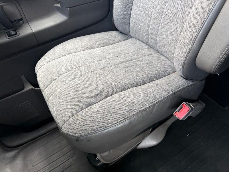 2015 Chevrolet Express 2500 Work Van Budget Cargo Van Near Milwaukee