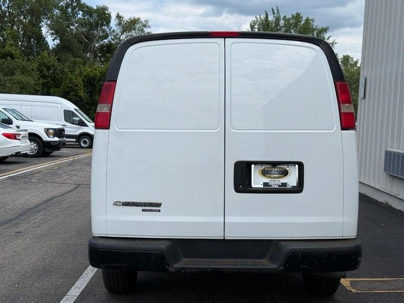 2015 Chevrolet Express 2500 Work Van Budget Cargo Van Near Milwaukee