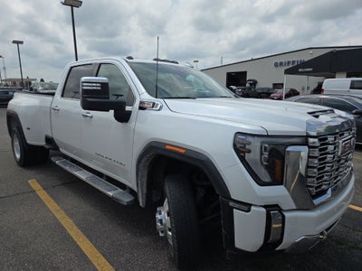 2024 GMC Sierra 3500HD Denali