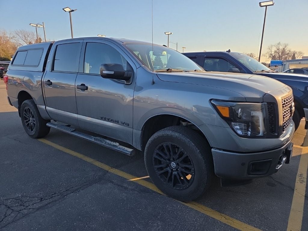 2019 Nissan Titan SV Crew Cab 4x4