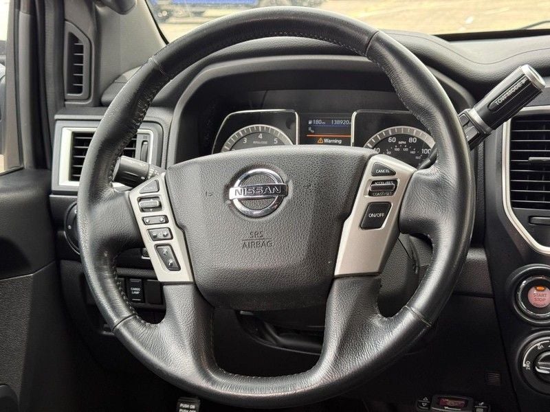 2019 Nissan Titan SV Crew Cab 4x4