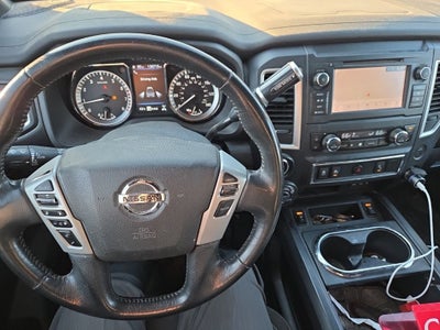 2019 Nissan Titan SV Crew Cab 4x4