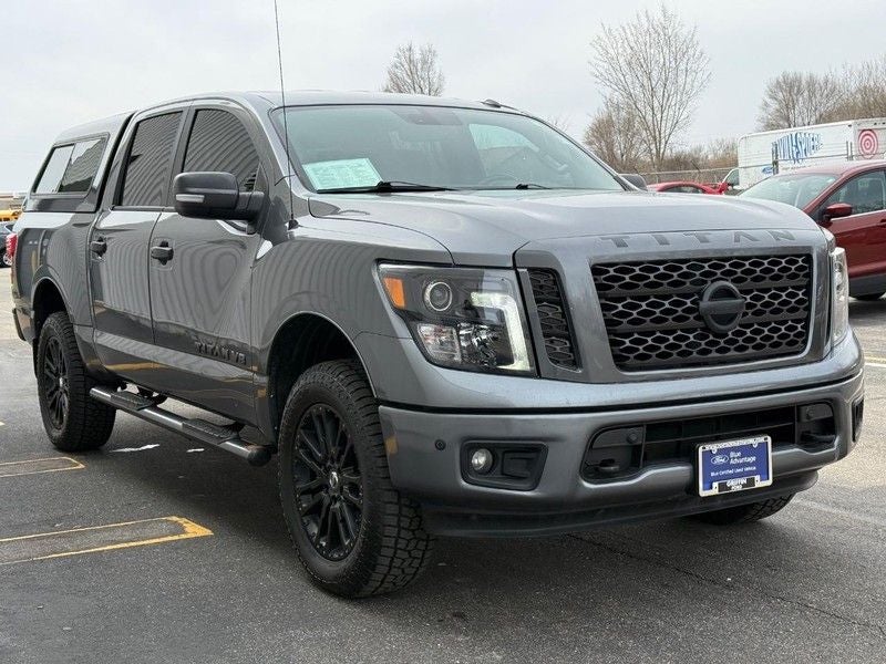 2019 Nissan Titan SV Crew Cab 4x4