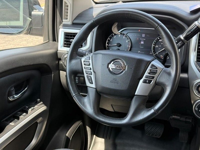 2021 Nissan Titan SV
