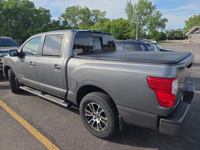 2021 Nissan Titan SV