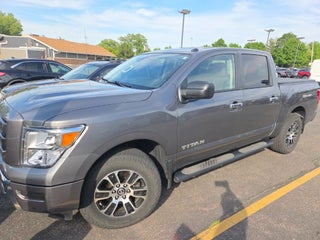 2021 Nissan Titan SV