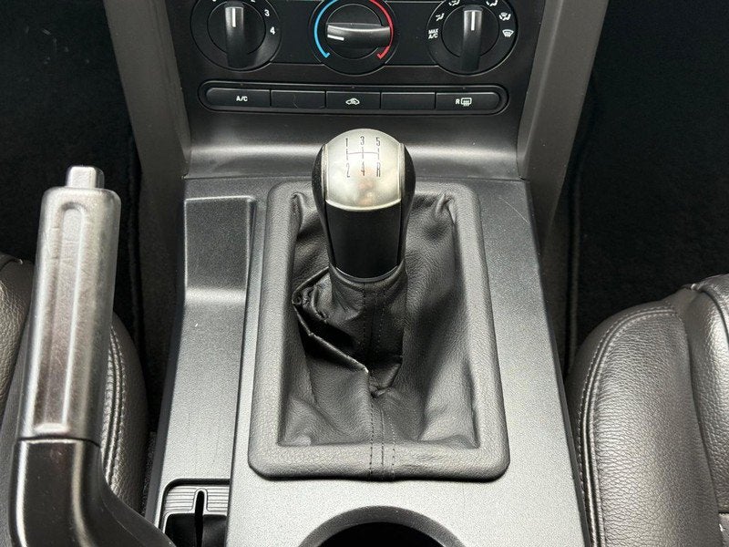 2006 Ford Mustang GT Premium CONVERTIBLE MANUAL TRANSMISSION