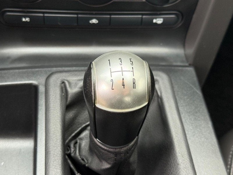 2006 Ford Mustang GT Premium CONVERTIBLE MANUAL TRANSMISSION