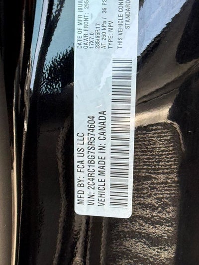 2025 Chrysler Pacifica Select