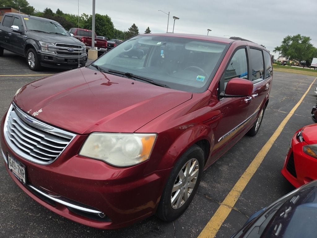 2016 Chrysler Town & Country Touring