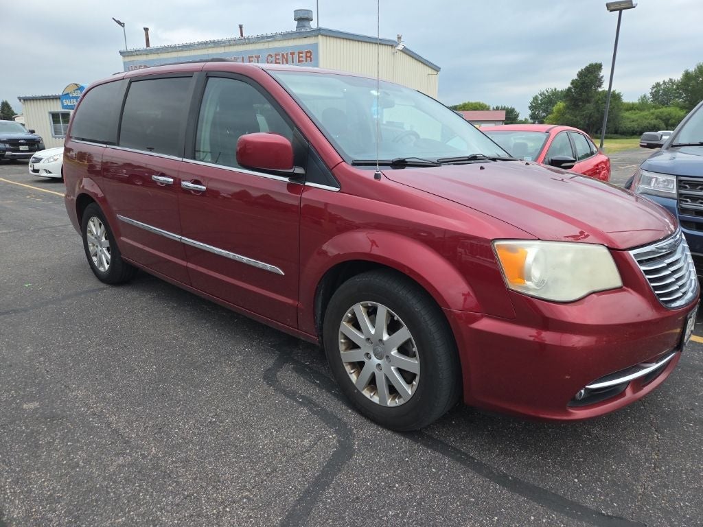 2016 Chrysler Town & Country Touring