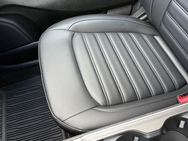 2024 Ford Edge SEL Certified AWD Near Janesville