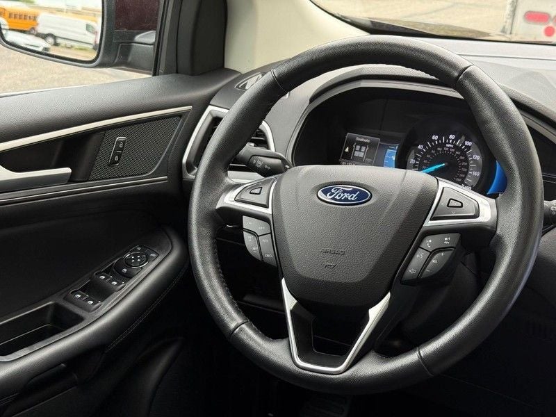 2024 Ford Edge SEL Certified Near Janesville