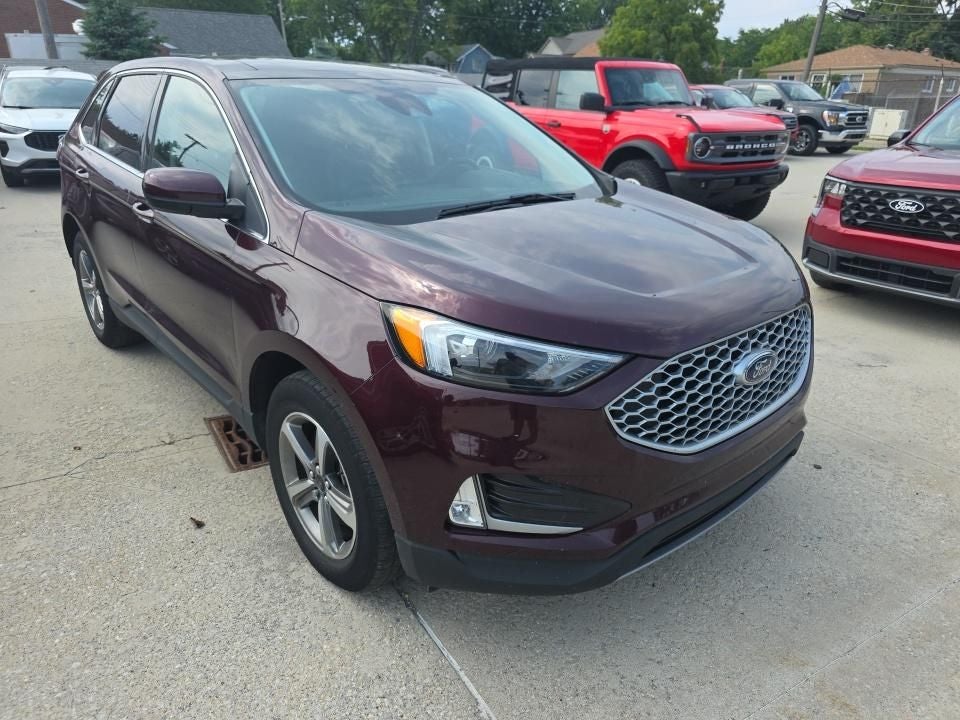 2024 Ford Edge SEL Certified Near Janesville