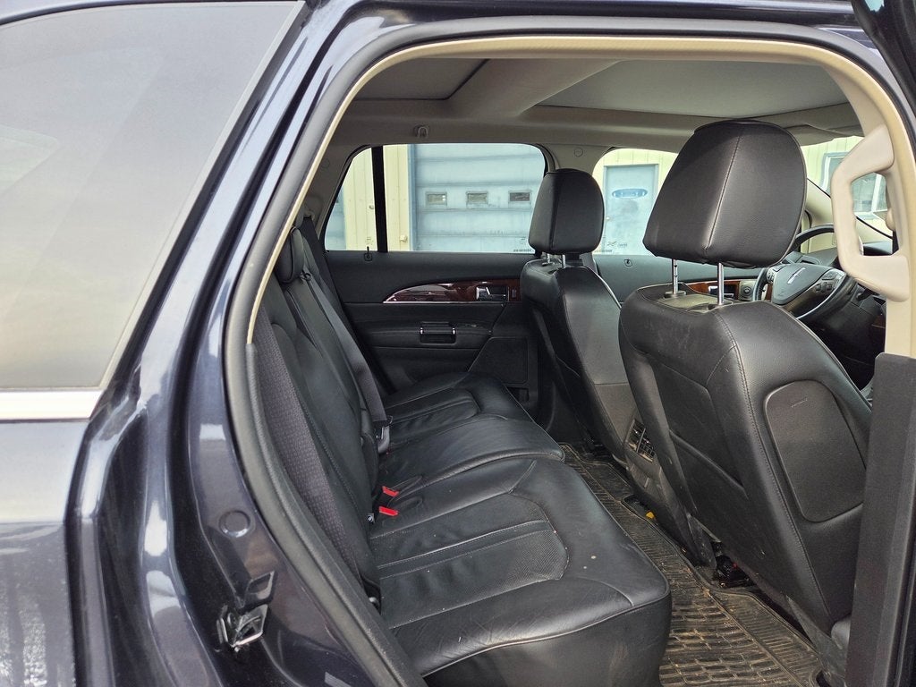 2014 Lincoln MKX Base