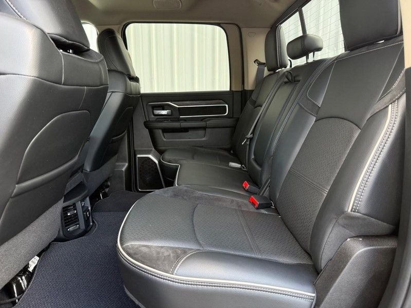 2021 RAM 3500 Laramie 8 FOOT BED