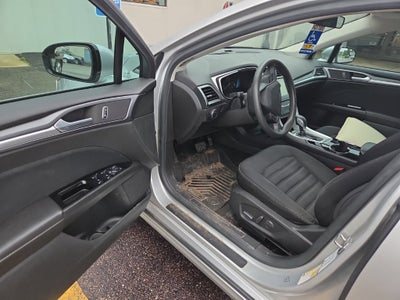2014 Ford Fusion Hybrid SE