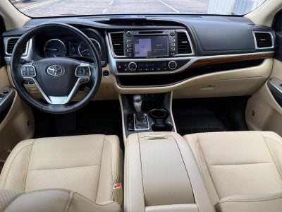 2019 Toyota Highlander Limited Platinum