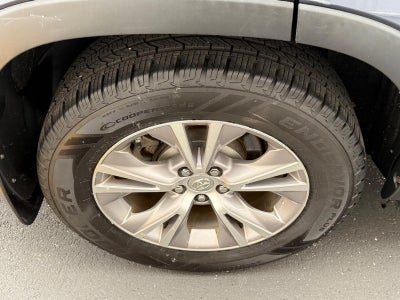 2015 Toyota Highlander XLE V6 3RD ROW SEAT SUV Near Milwaukee