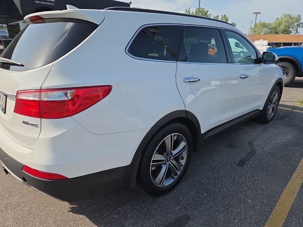2016 Hyundai Santa Fe SE