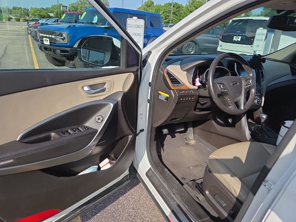 2016 Hyundai Santa Fe SE