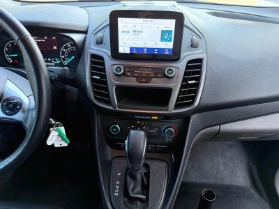 2022 Ford Transit Connect XL Near Milwaukee